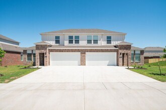 Interior Photo - Flyway Meadows