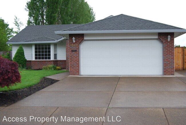 Building Photo - 3 br, 2 bath House - 1207 SW Patricia St