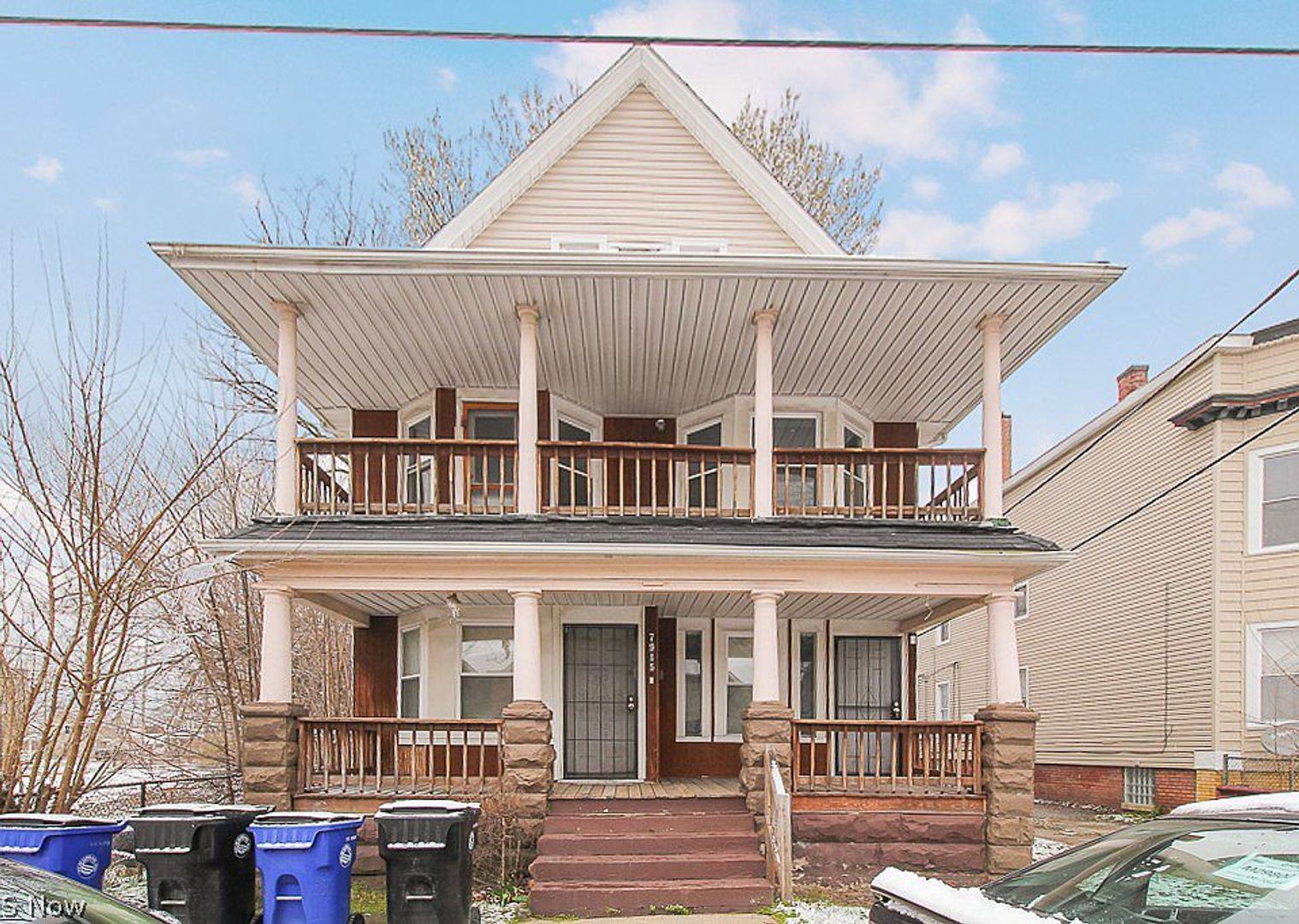 7915 Linwood Ave Cleveland, OH 44103 – photo 1