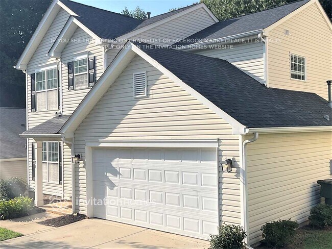 Building Photo - 196 Markham Dr