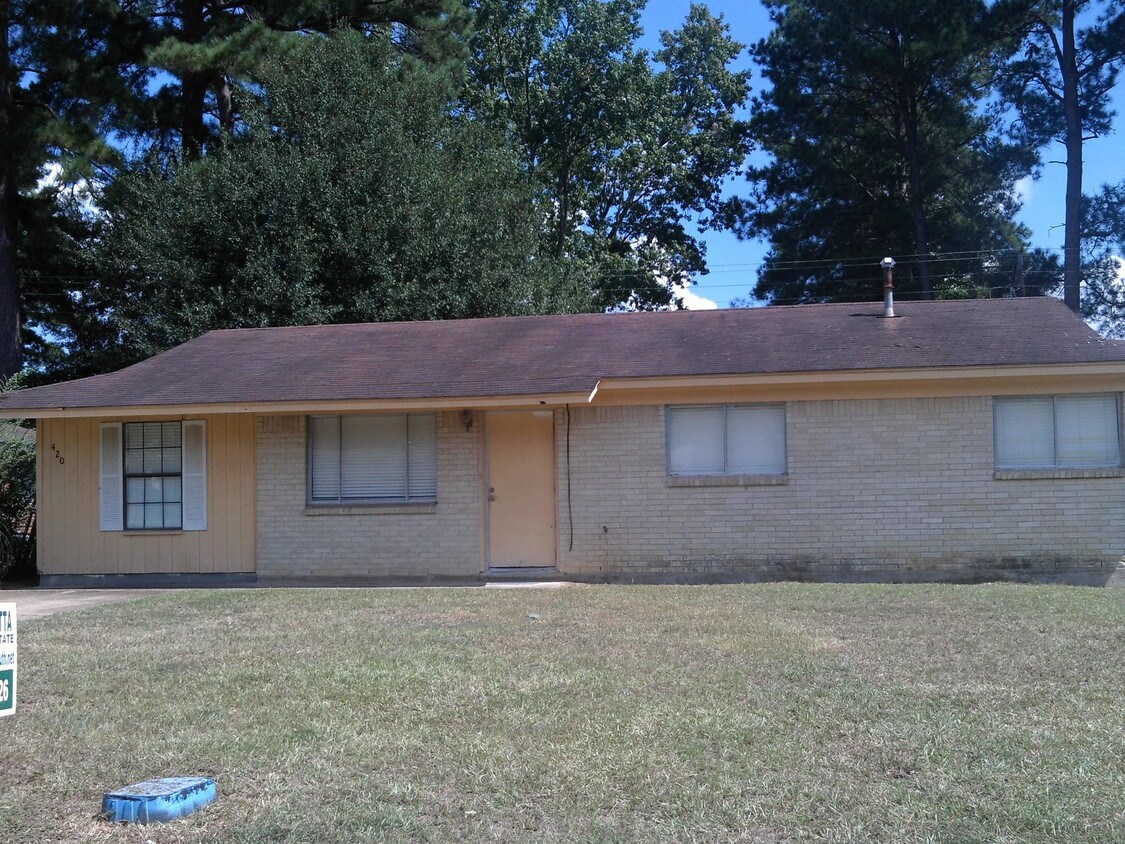 420 Magnolia St, New Llano, LA 71461 House Rental in New Llano, LA