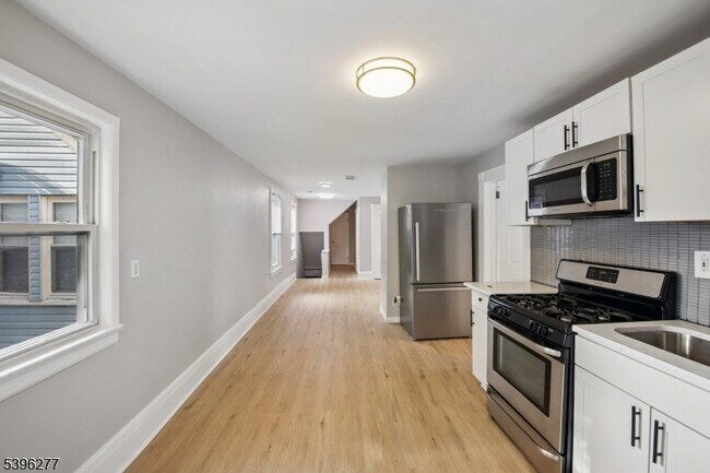 Foto del edificio - 176 Valley St