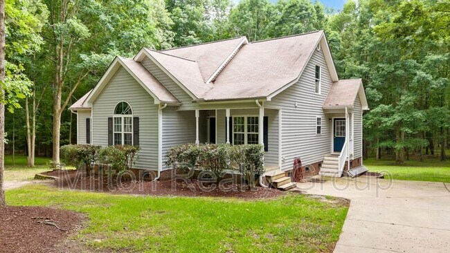 Building Photo - 136 Bradford Cir