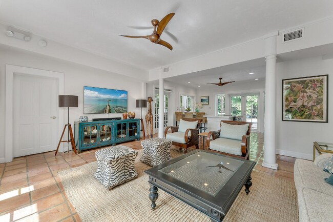 Foto del edificio - 1618 Laird St