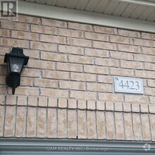 Building Photo - 4423 Centretown Way