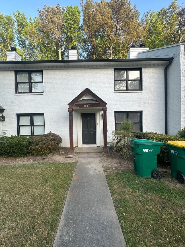 Building Photo - 800 Burns Walk Ct NW