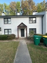 Building Photo - 800 Burns Walk Ct NW