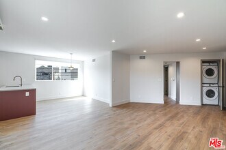 Building Photo - 12425 Texas Ave