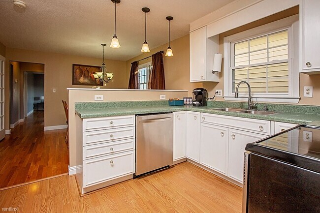 Foto del edificio - 3 br, 2 bath House - 614 Dandridge Drive