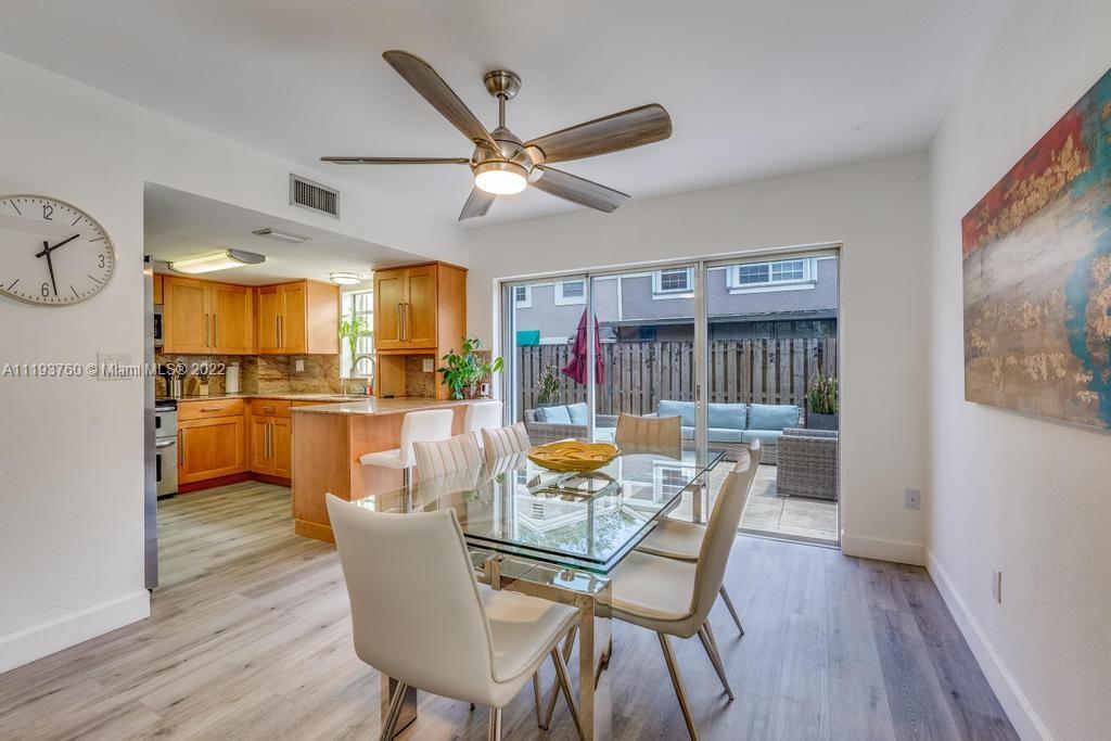 12210 SW 51st Pl, Cooper City, FL 33330 Townhome Rentals in Cooper