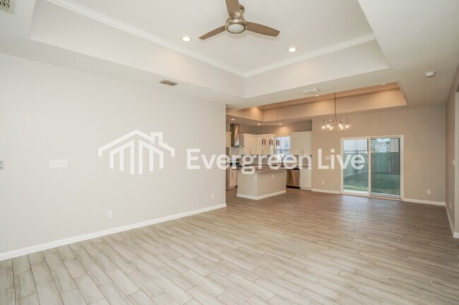 Building Photo - 1226 El Porvenir Dr