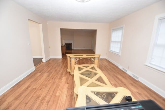 Building Photo - 17967 Edgewood Walk