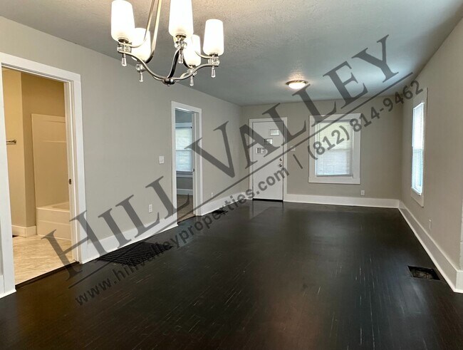 Foto del edificio - Two Bedroom Home