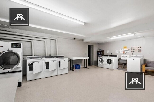 Foto del edificio - 2 bedroom in Brookline MA 02445