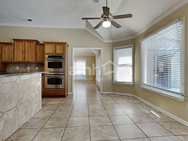 Building Photo - 5181 Marlboro Ct