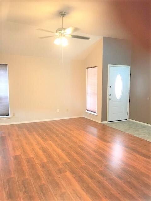 Building Photo - 6801 Outland Dr
