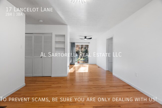 Building Photo - 17 Lancelot Ln