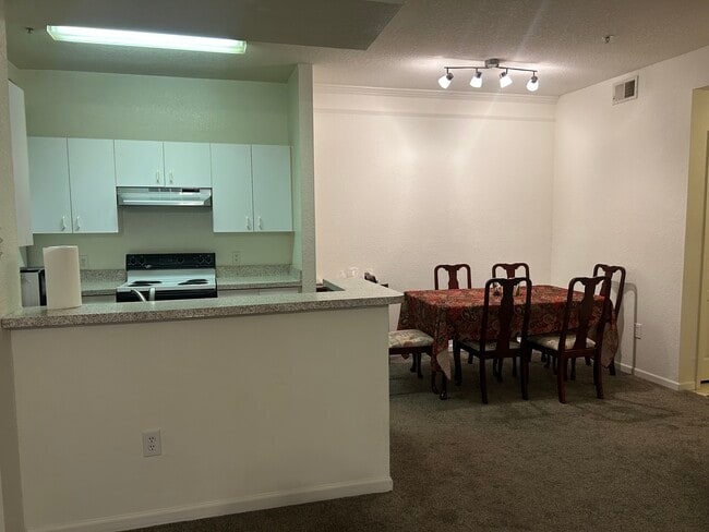 Building Photo - 17102 Carrington Park Dr
