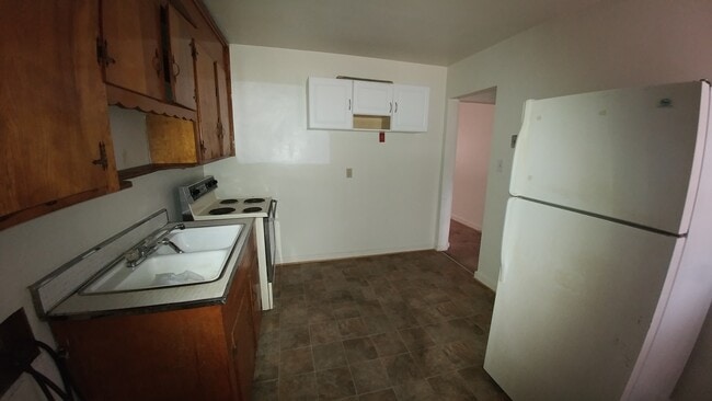 Building Photo - 2110 Rokeby Ave