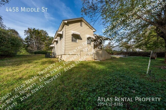 Building Photo - 4458 Middle St