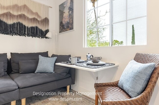 Foto del edificio - Roy