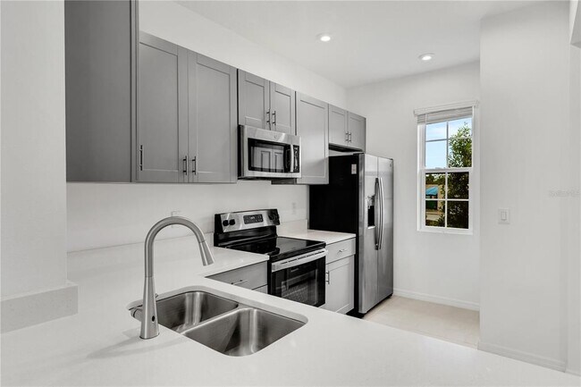 Foto del edificio - 6228 Fairmont Ln
