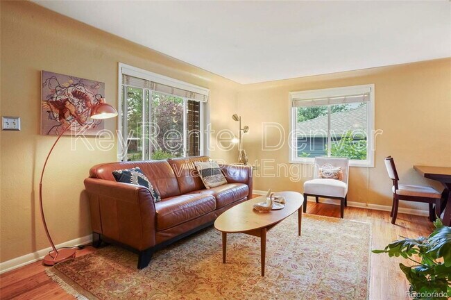 Foto del edificio - 2805 Fenton St