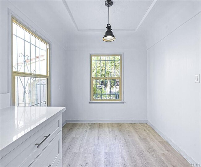Building Photo - 1119 S Crescent Heights Blvd