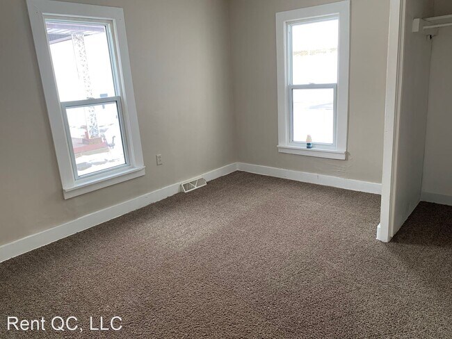 Building Photo - 2 br, 1 bath House - 624 1st Ave