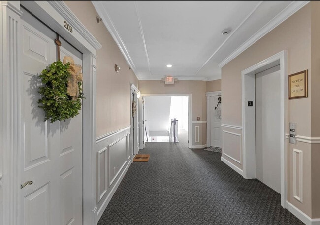 Building Photo - 13115 Mill Crossing Ct