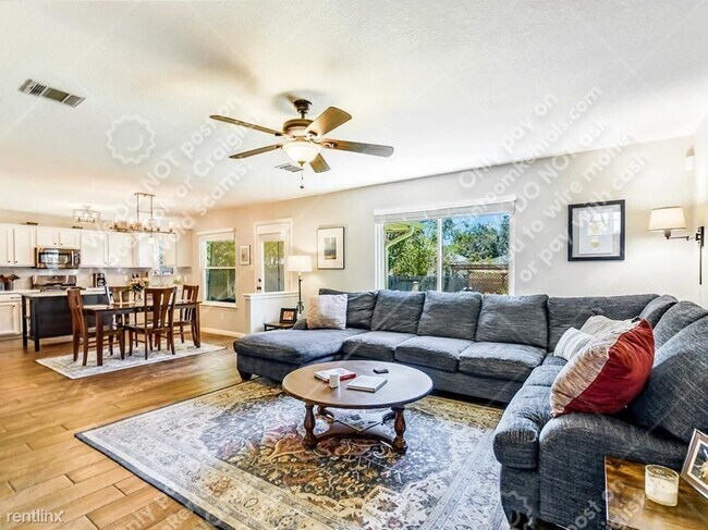 Building Photo - 3 br, 2.5 bath House - 1021 Doras Drive Dr