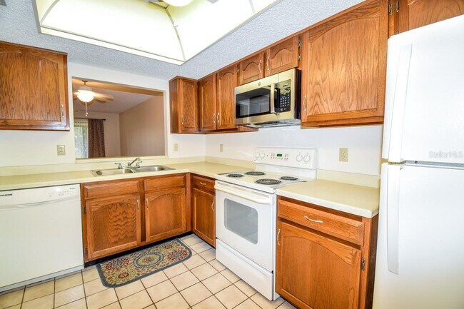 Foto del edificio - 4416 Spicewood Dr