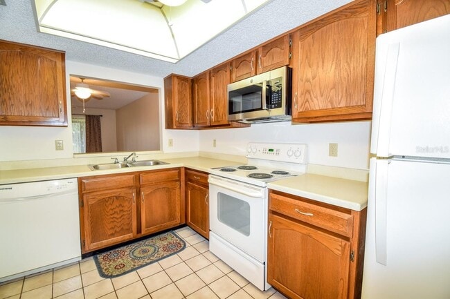 Building Photo - 4416 Spicewood Dr