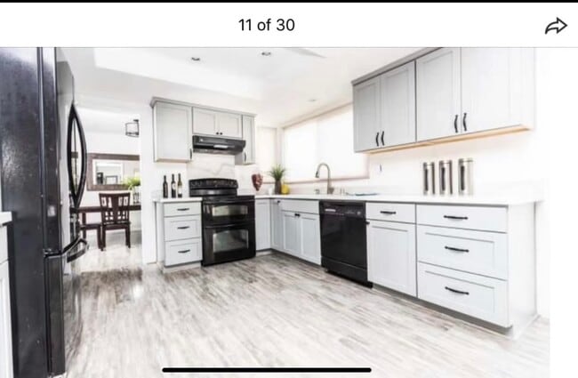Foto del edificio - 1179 Windmill Ct