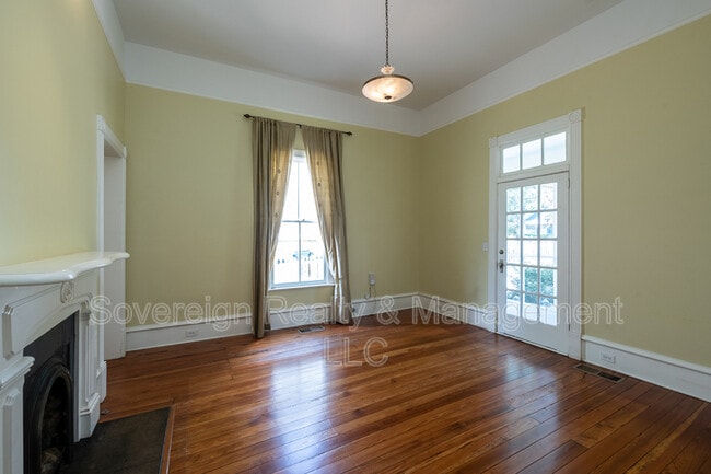 Foto del edificio - 765 Woodland Ave SE