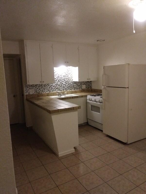 9622 N 10th Ave, Phoenix, AZ 85021 Room for Rent in Phoenix, AZ