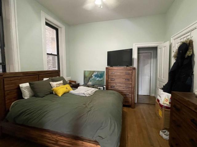 Building Photo - 1 bedroom in CHICAGO IL 60614
