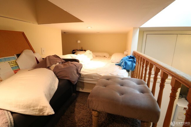 Building Photo - 73 West 71st Street