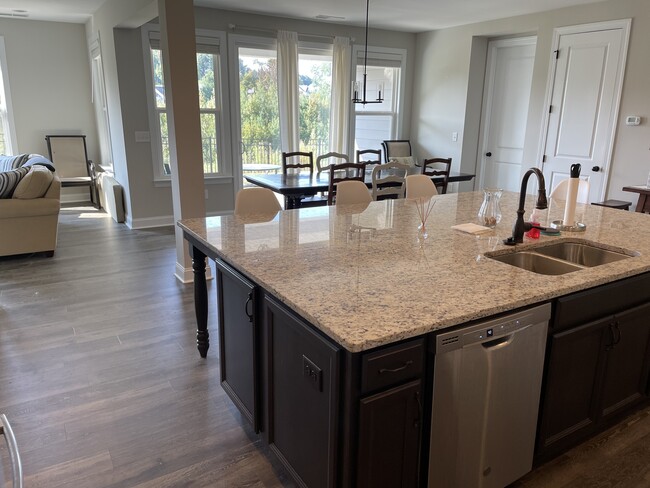 Building Photo - 111 Holsworthy Dr