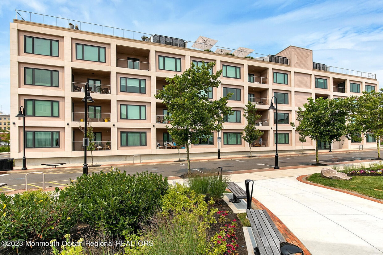 601 Heck St Unit 304, Asbury Park, NJ 07712 Condo for Rent in Asbury