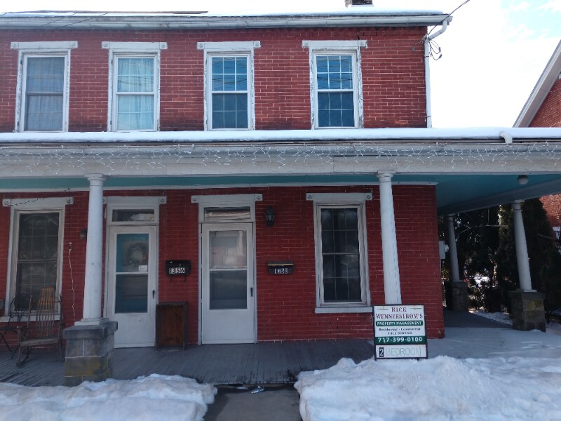Primary Photo - 1358 W Main St