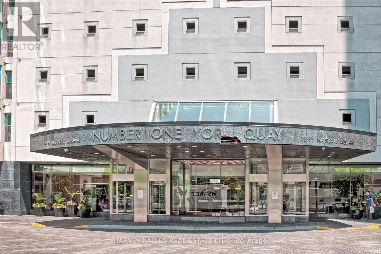 Primary Photo - 99-2599 Harbour Square