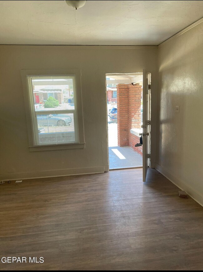 Foto del edificio - 3002 Louisville Ave