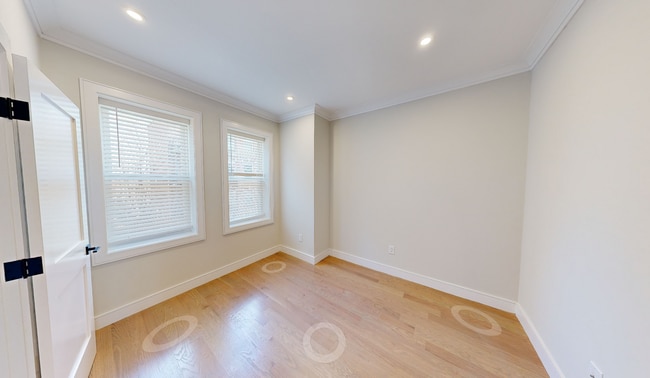 Foto del edificio - 165 Allston St