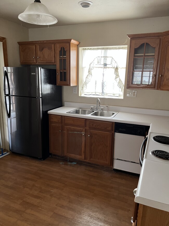 Kitchen - 1203 Massey Tompkins Rd