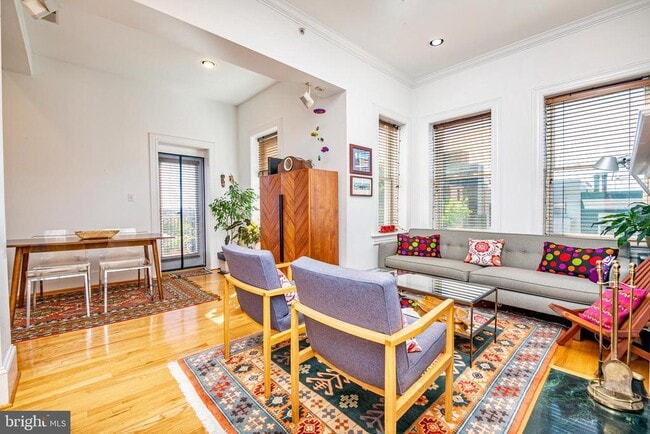 Building Photo - 1807 California St NW