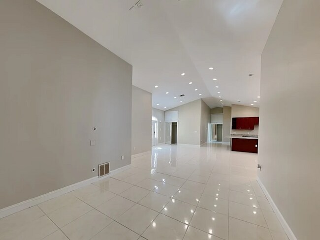 Foto del edificio - 2203 Curtis Dr N