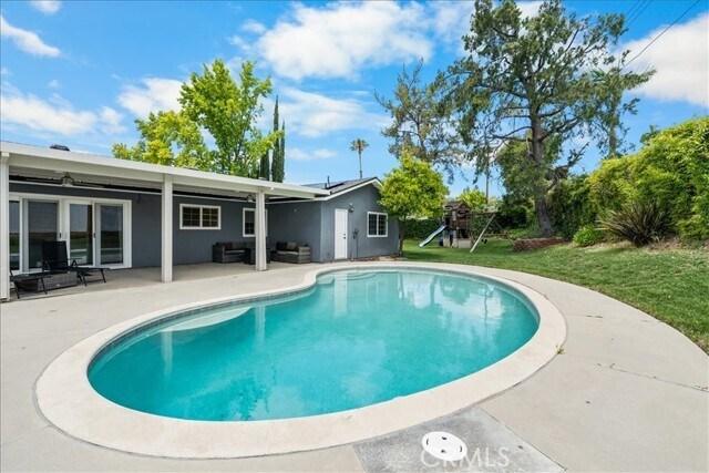 Building Photo - 26111 Hatmor Dr