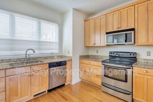 Foto del edificio - 1013 Linden Ave