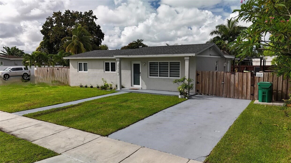 Primary Photo - 19928 SW 159th Dr